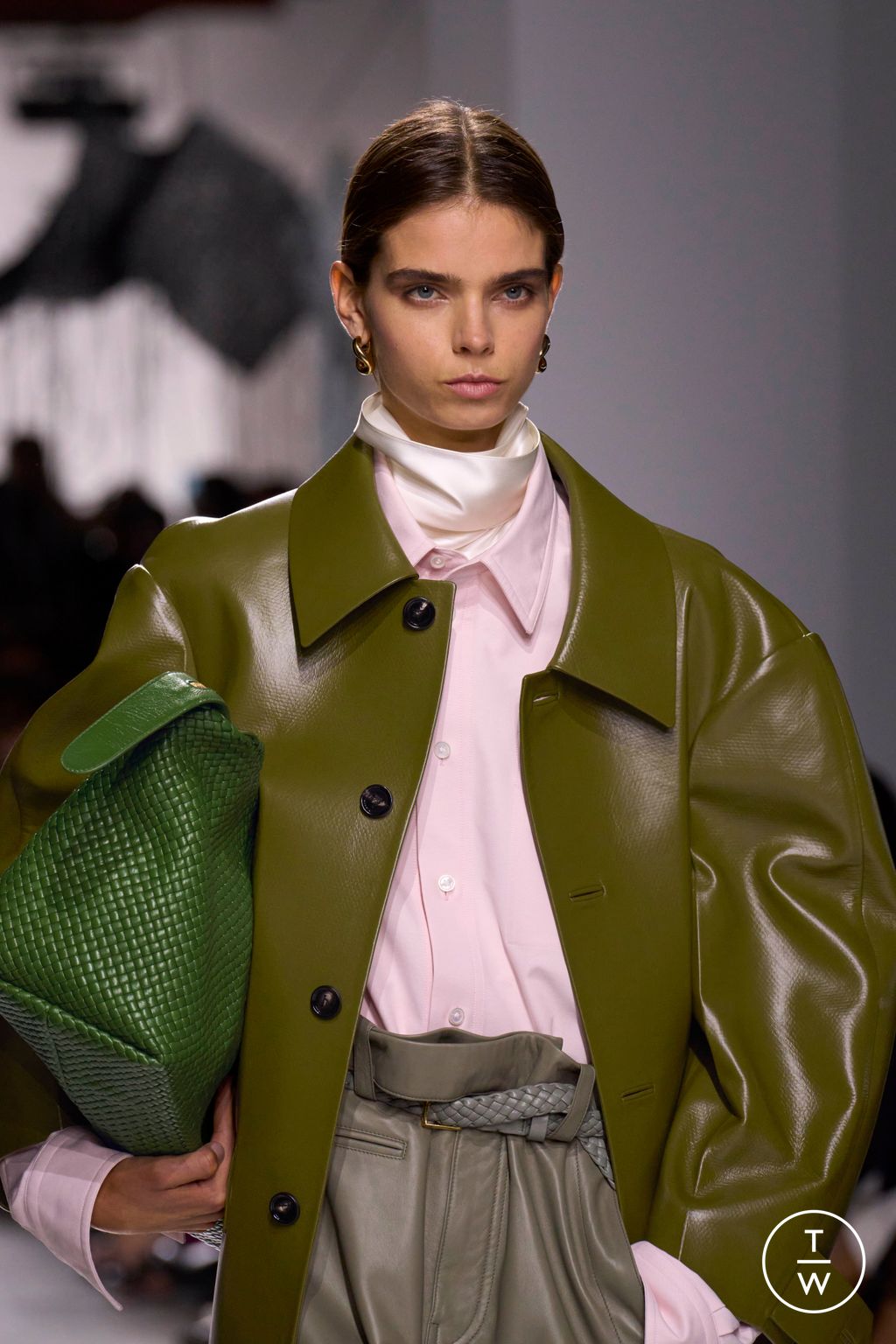 Fashion Week Milan Spring/Summer 2026 look 59 from the Bottega Veneta collection womenswear accessories