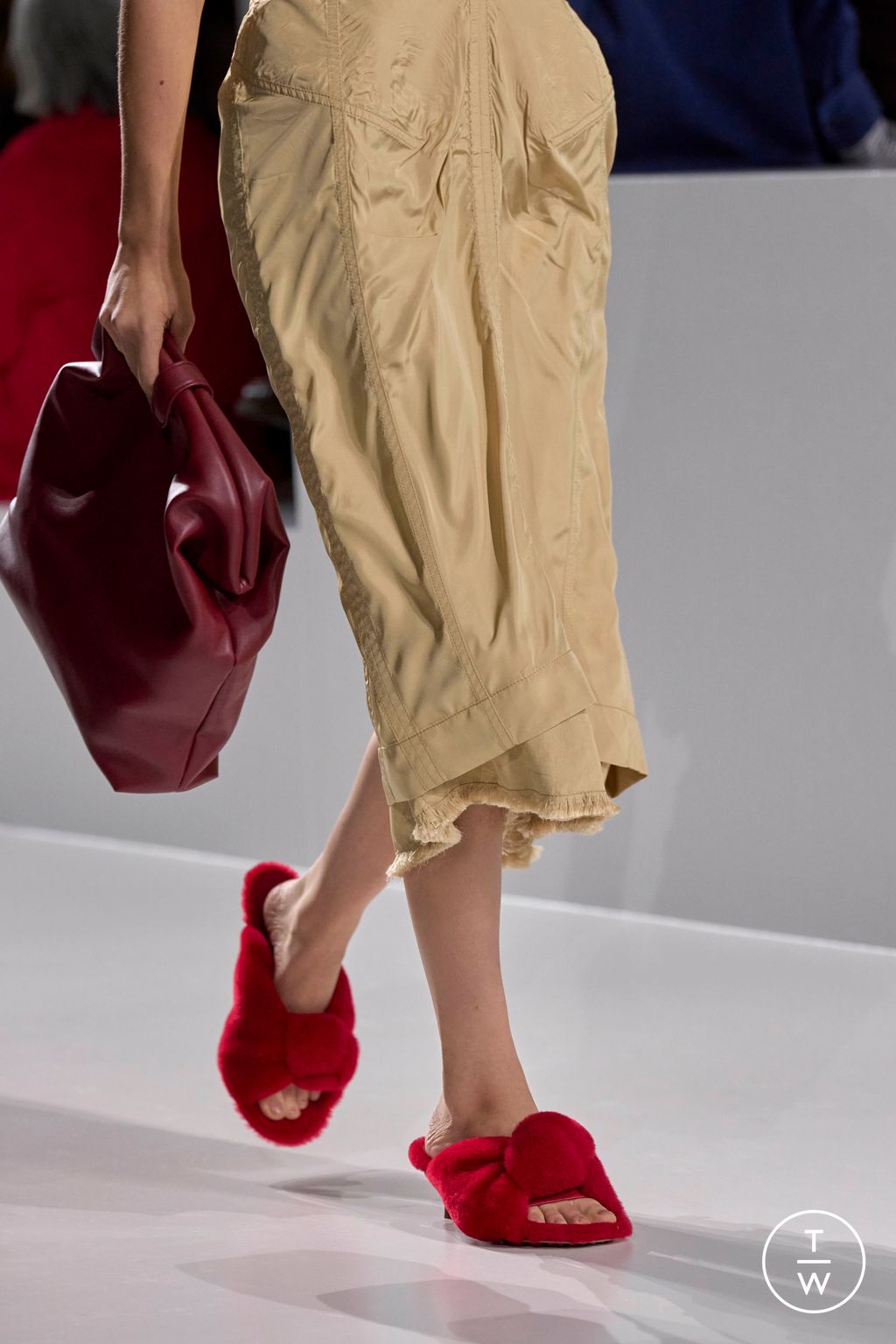 Fashion Week Milan Spring/Summer 2026 look 67 from the Bottega Veneta collection womenswear accessories