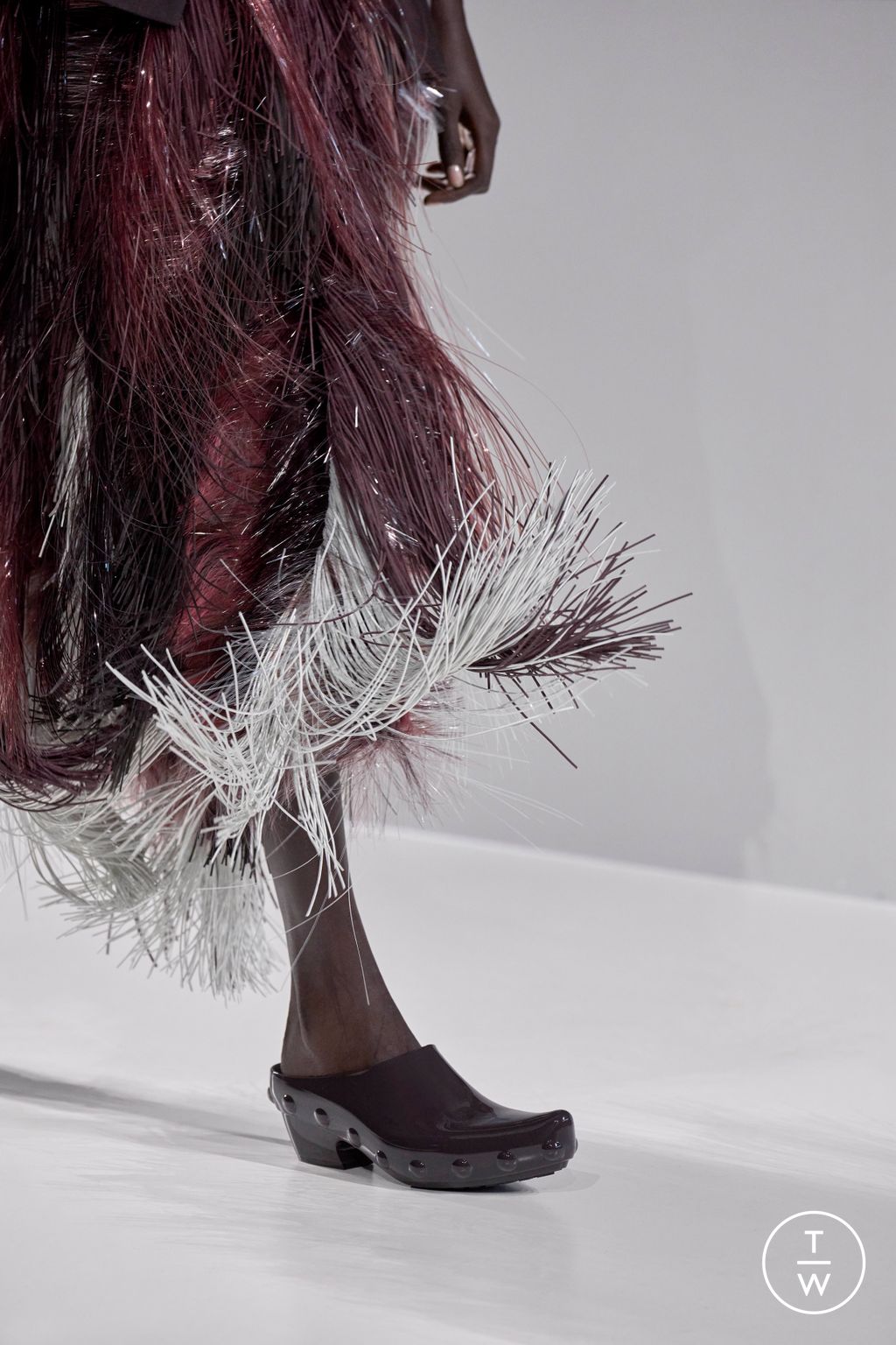 Fashion Week Milan Spring/Summer 2026 look 75 from the Bottega Veneta collection womenswear accessories