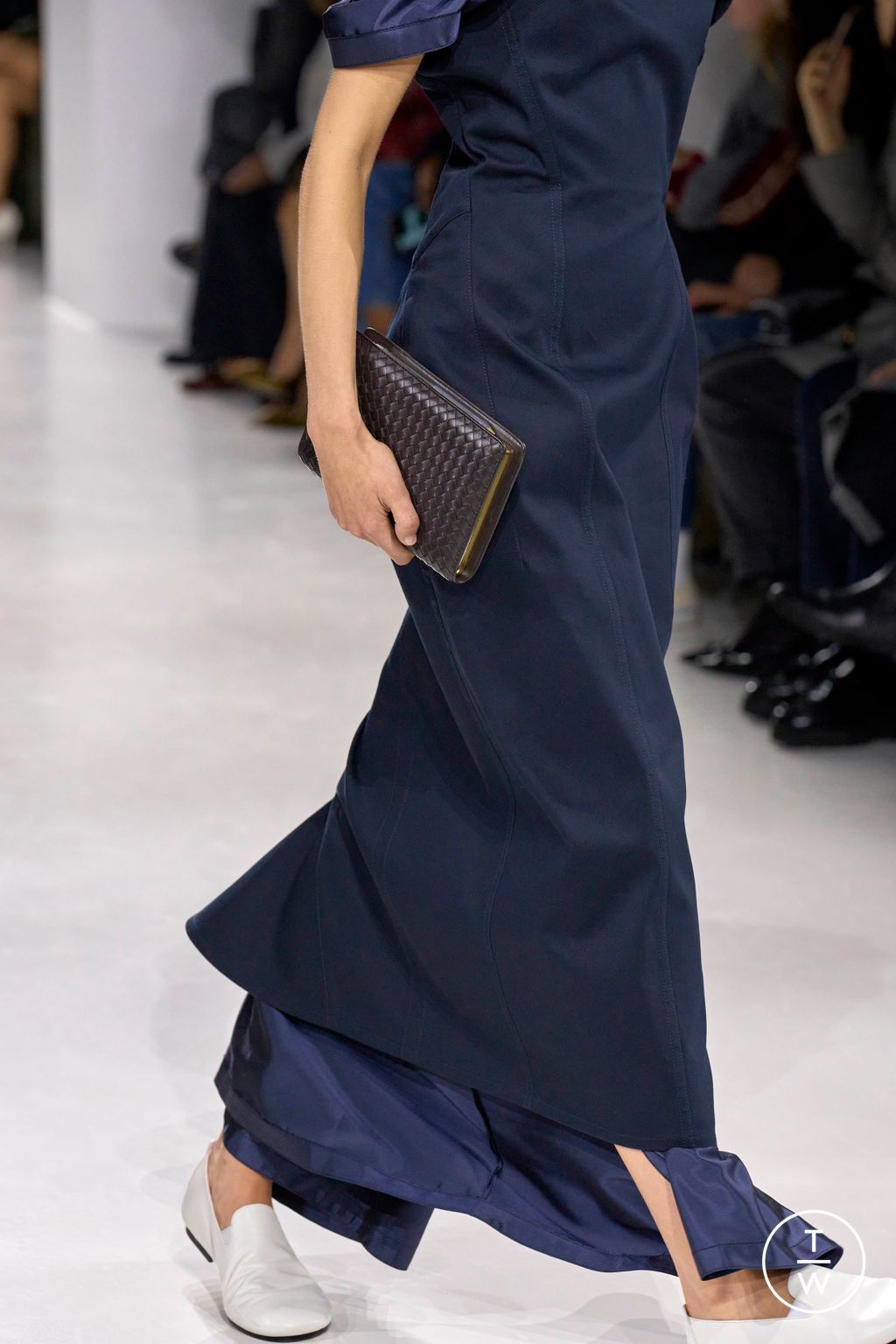 Fashion Week Milan Spring/Summer 2026 look 87 from the Bottega Veneta collection womenswear accessories