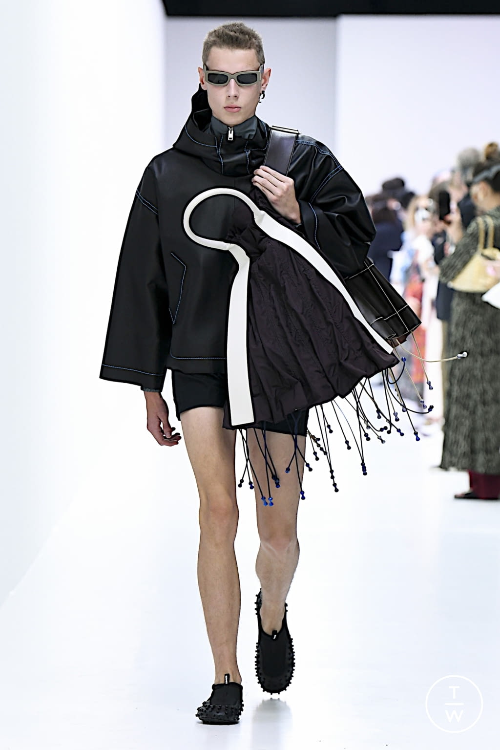 Fashion Week Milan Spring/Summer 2022 look 23 from the Sunnei collection 女装