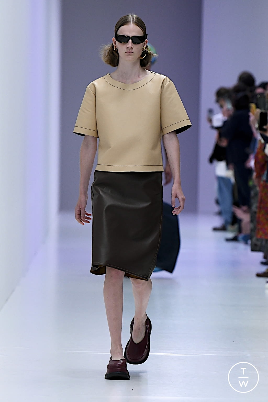 Fashion Week Milan Spring/Summer 2022 look 25 from the Sunnei collection 女装