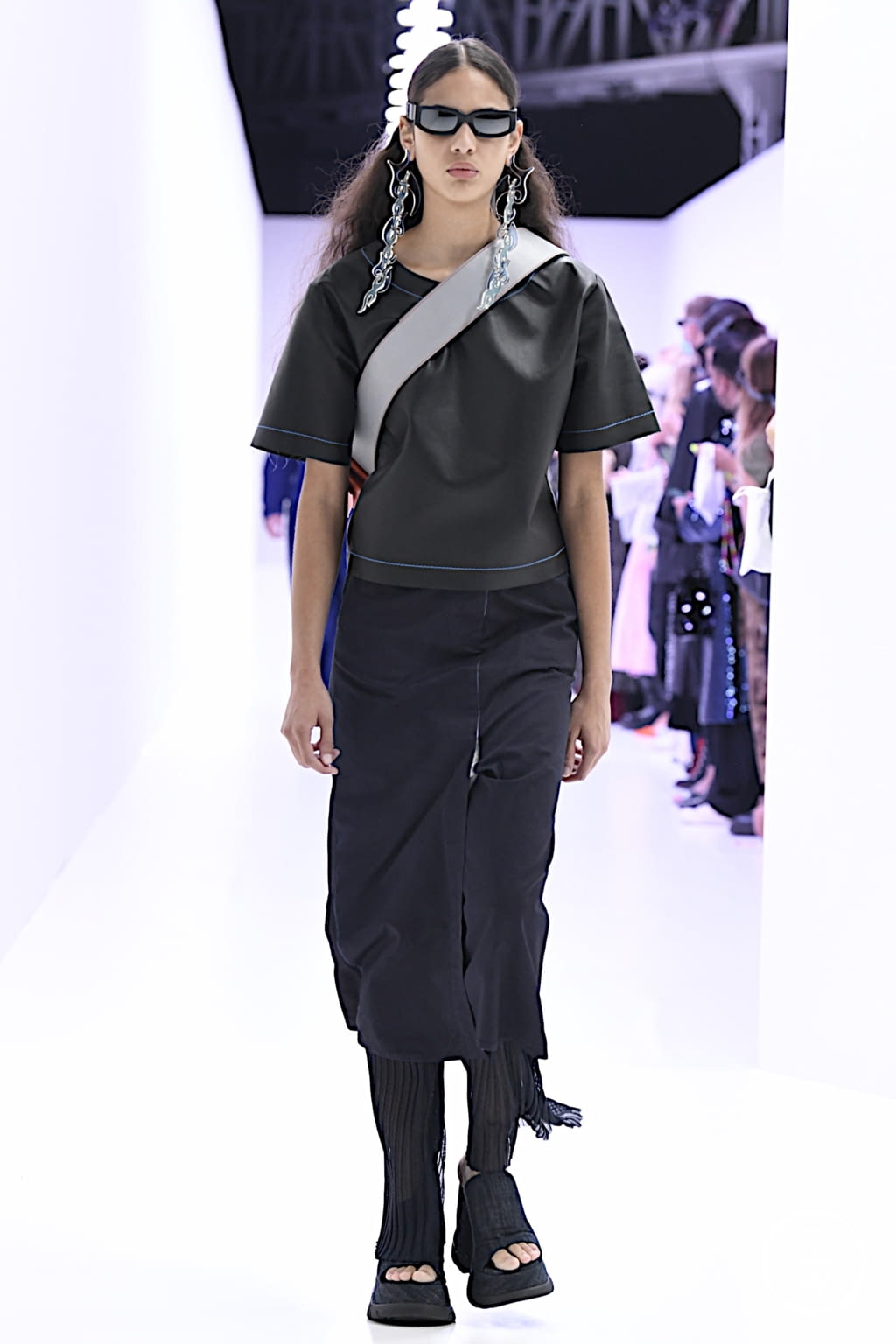 Fashion Week Milan Spring/Summer 2022 look 30 from the Sunnei collection 女装