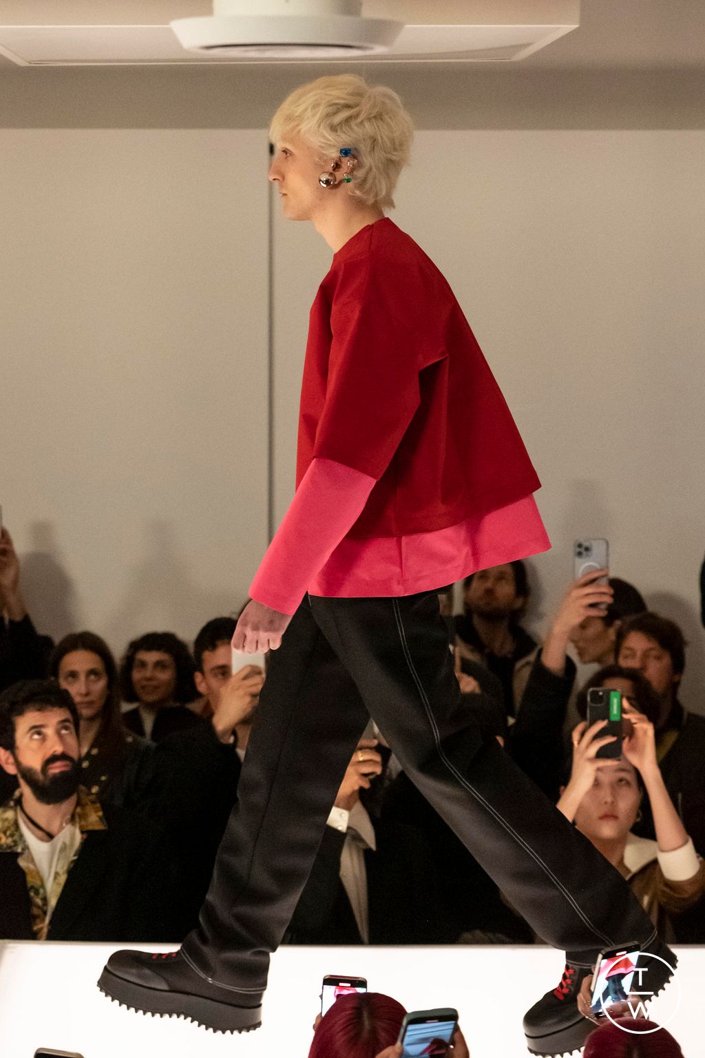 Fashion Week Milan Fall/Winter 2023 look 3 de la collection Sunnei womenswear