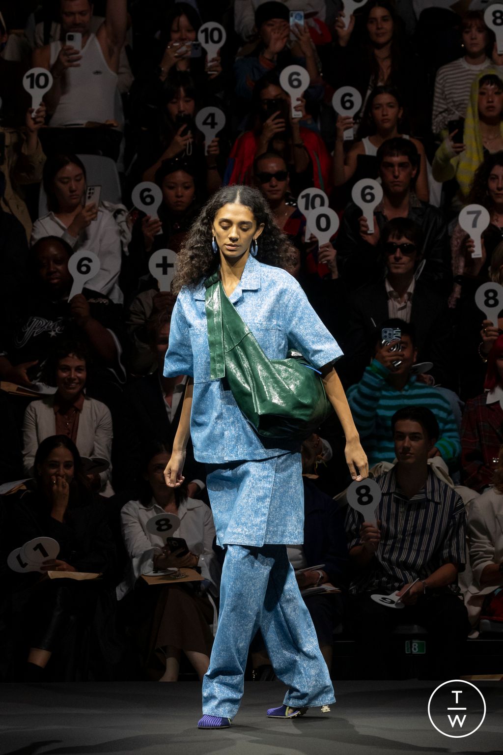 Fashion Week Milan Spring/Summer 2024 look 2 de la collection Sunnei womenswear