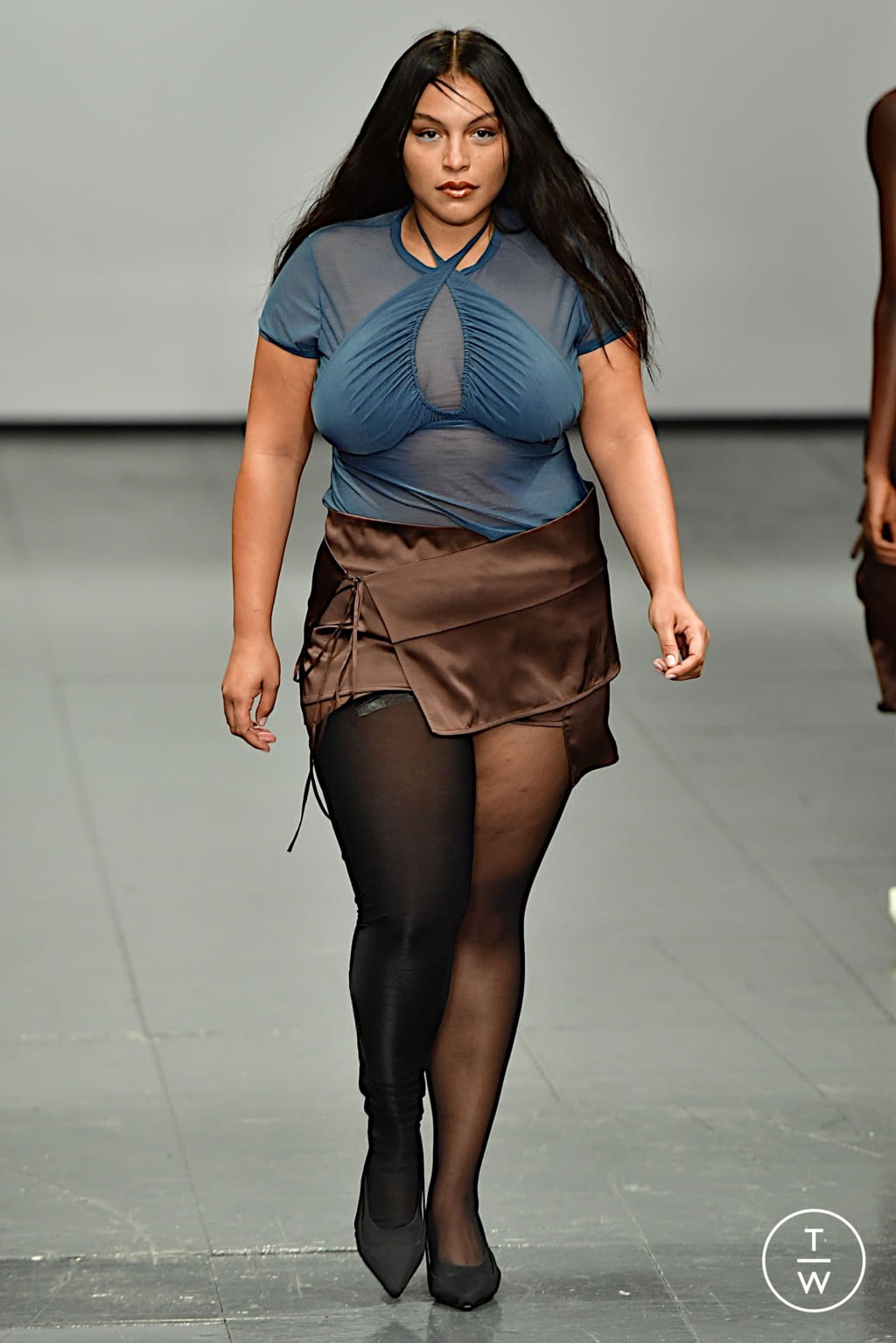 Fashion Week London Fall/Winter 2022 look 4 from the Supriya Lele collection womenswear