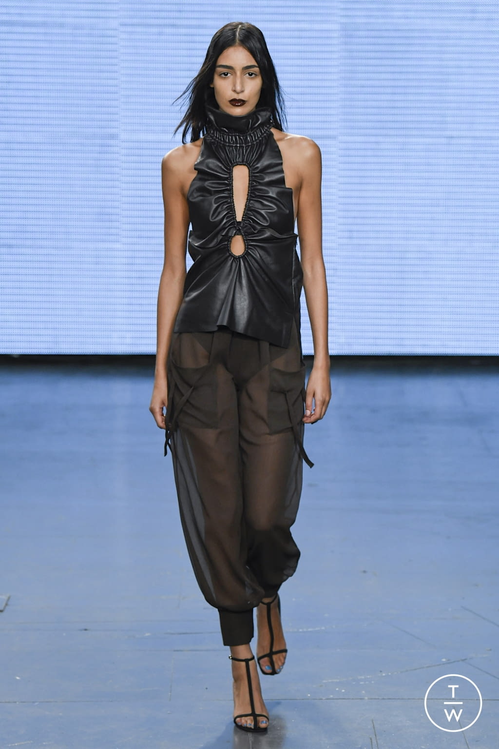 Fashion Week London Spring/Summer 2022 look 1 from the Supriya Lele collection 女装