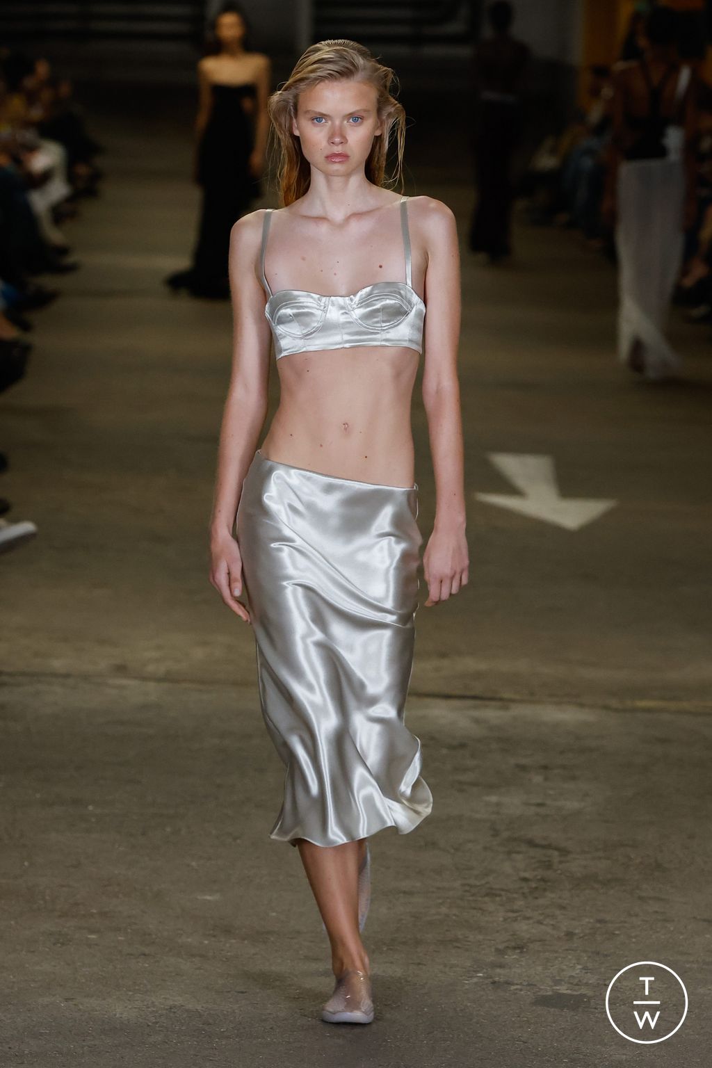 Fashion Week London Spring/Summer 2024 look 29 from the Supriya Lele collection womenswear