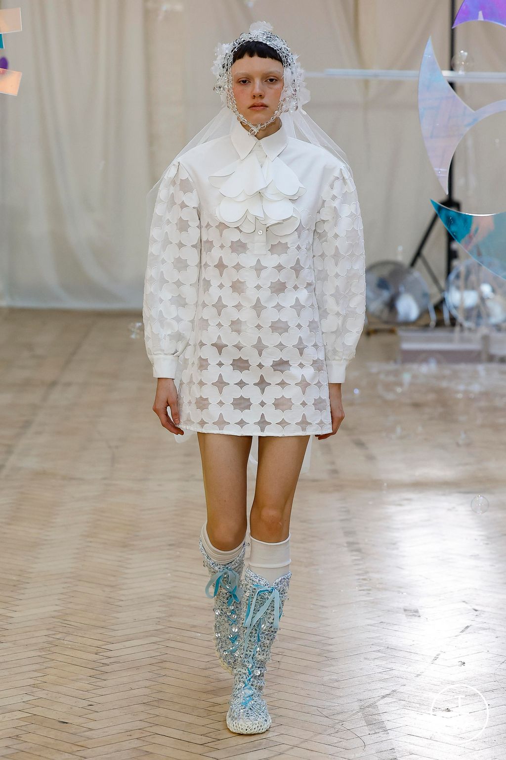 Fashion Week London Fall/Winter 2024 look 20 from the Susan Fang collection 女装