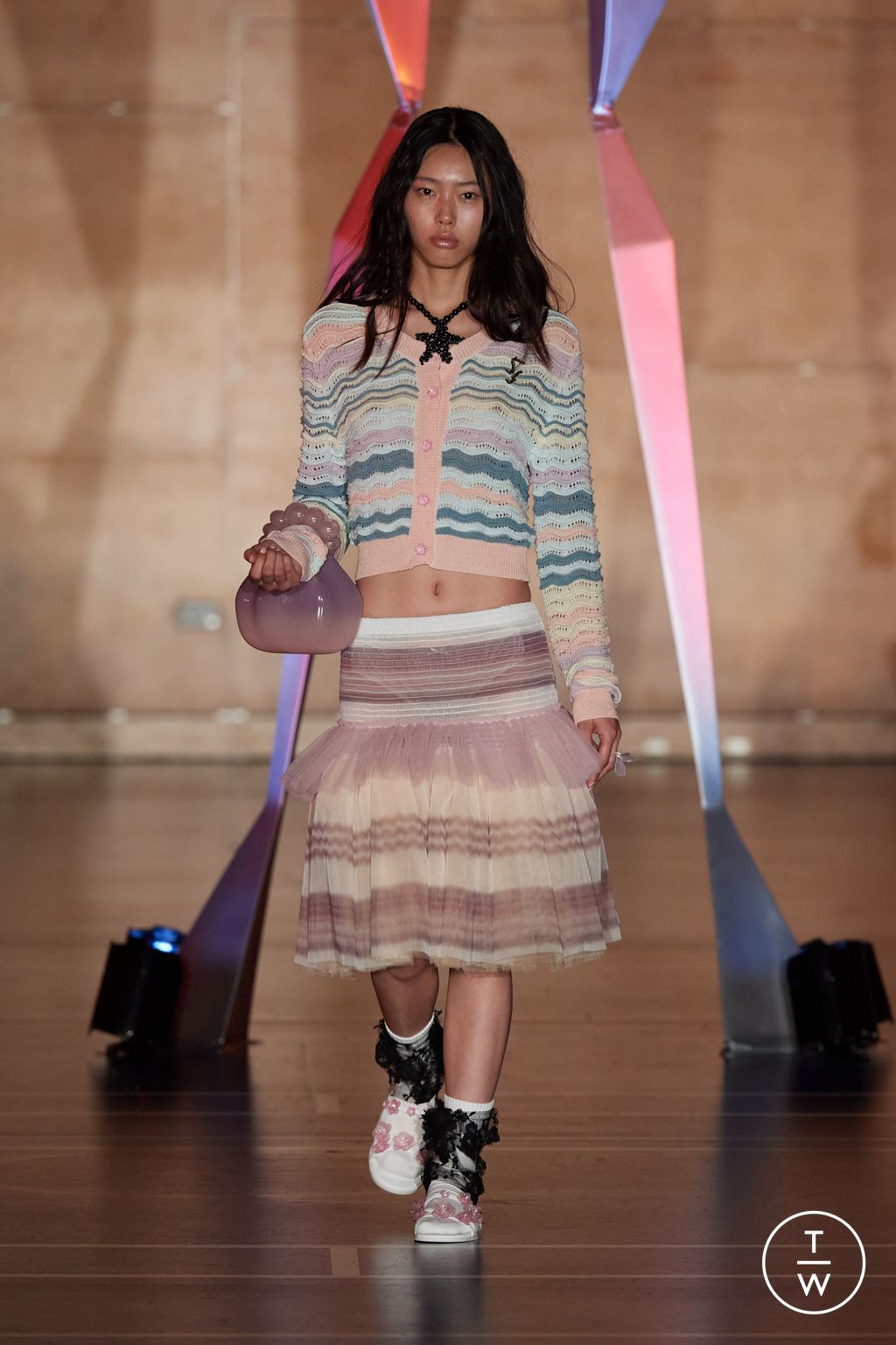 Fashion Week London Spring/Summer 2024 look 2 from the Susan Fang collection womenswear