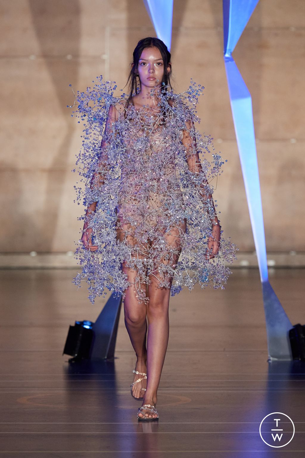 Fashion Week London Spring/Summer 2024 look 6 from the Susan Fang collection womenswear