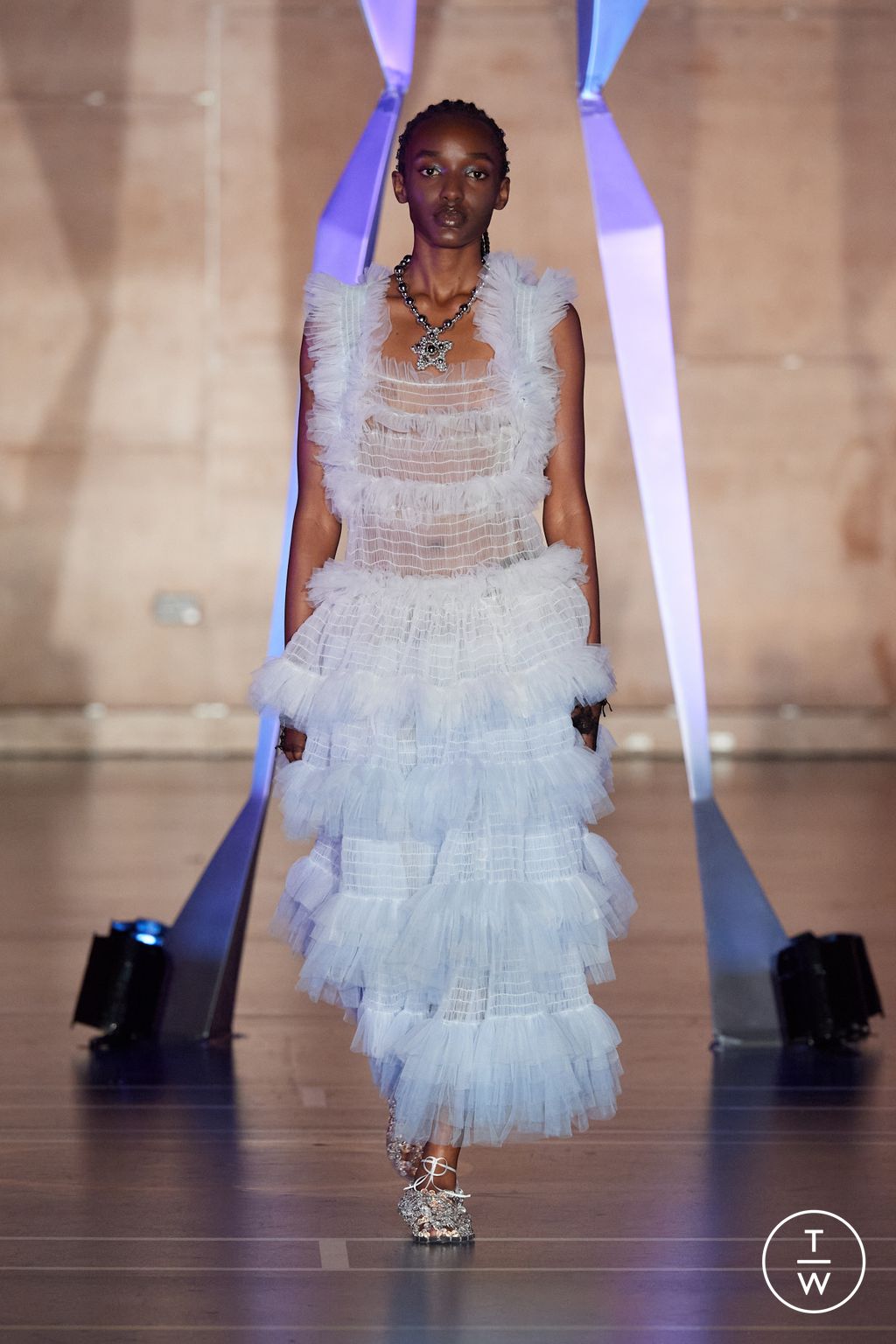 Fashion Week London Spring/Summer 2024 look 10 from the Susan Fang collection womenswear