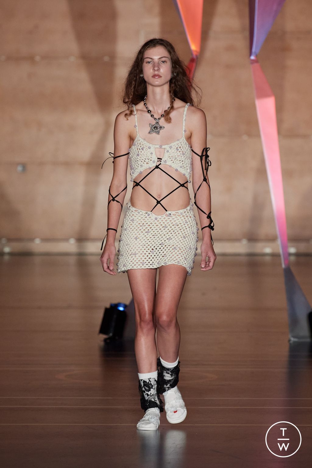 Fashion Week London Spring/Summer 2024 look 24 from the Susan Fang collection womenswear