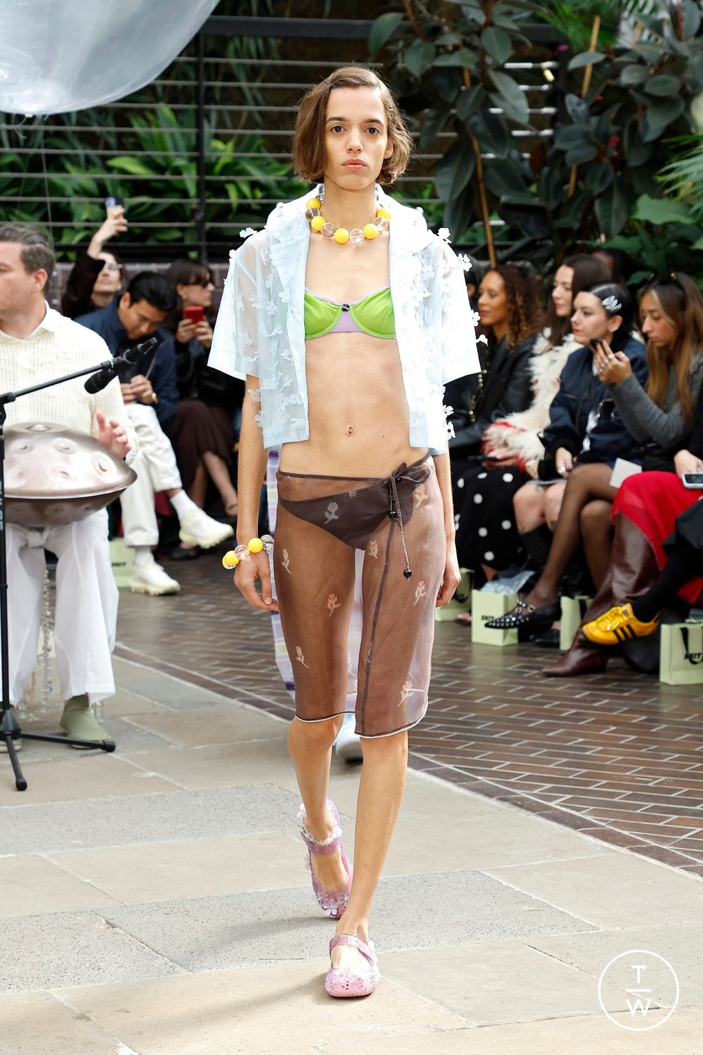 Fashion Week London Spring/Summer 2026 look 9 from the Susan Fang collection womenswear