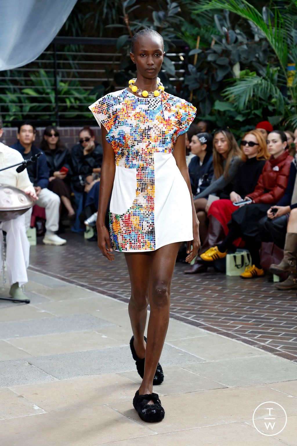 Fashion Week London Spring/Summer 2026 look 12 from the Susan Fang collection womenswear