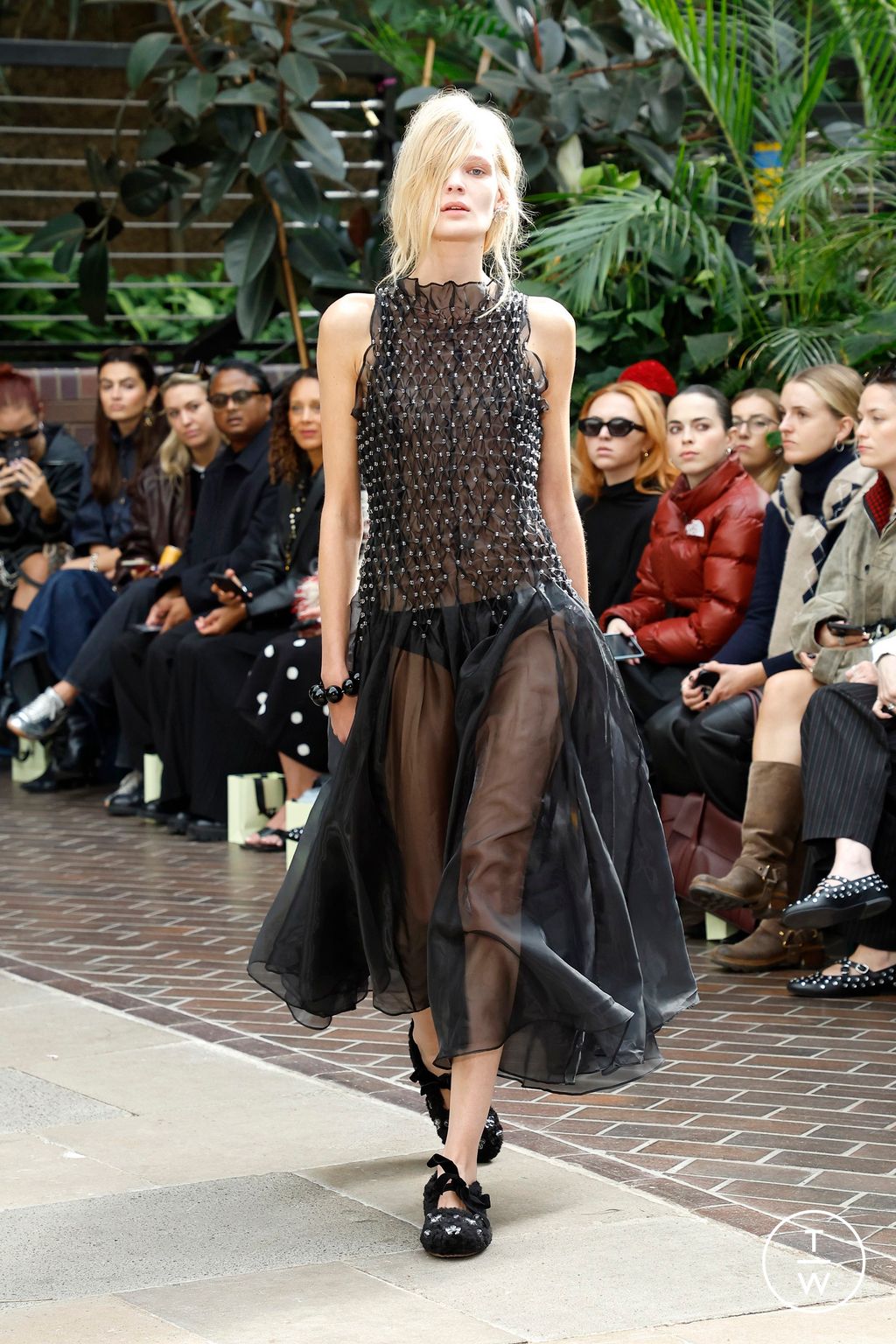 Fashion Week London Spring/Summer 2026 look 15 from the Susan Fang collection womenswear