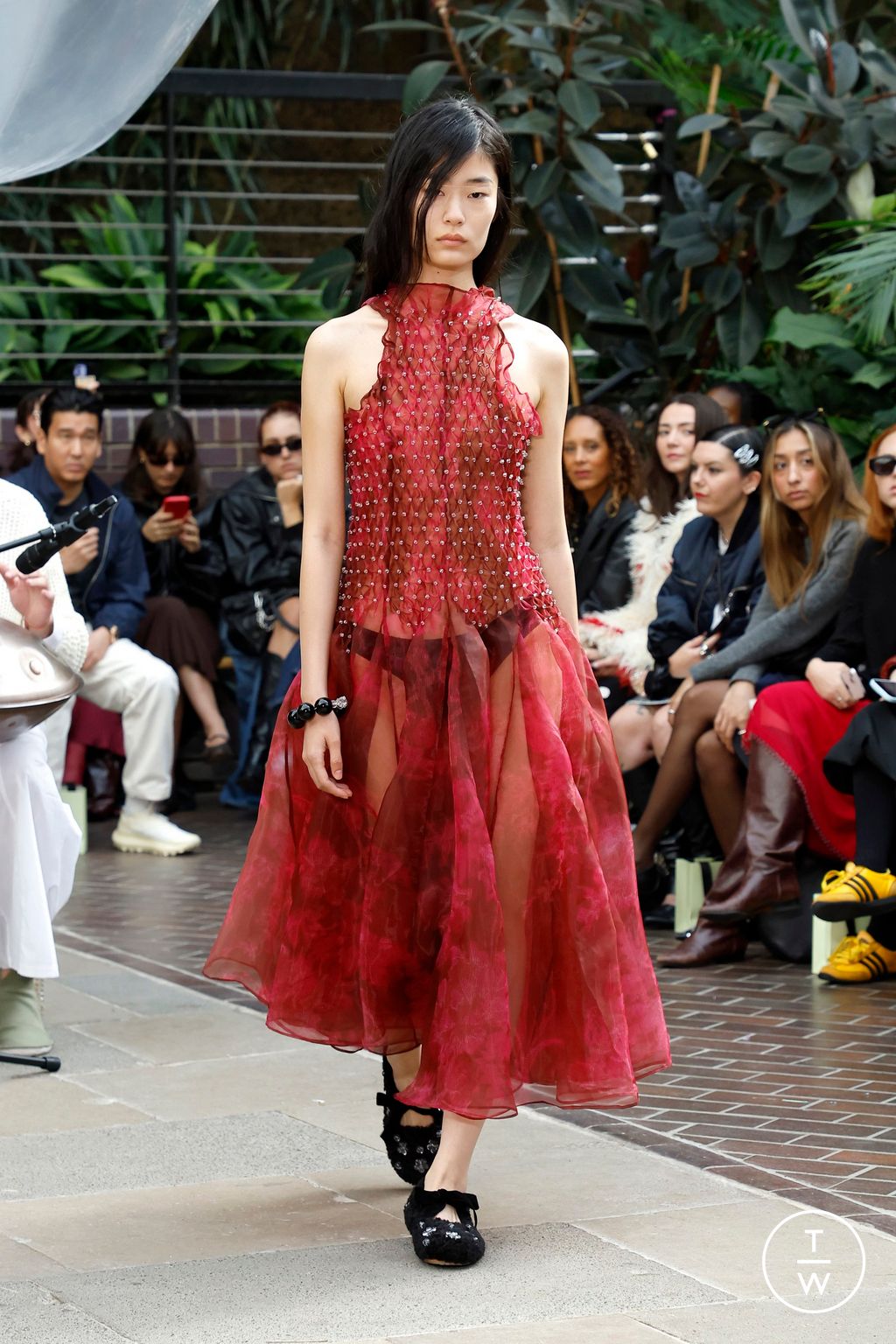 Fashion Week London Spring/Summer 2026 look 20 from the Susan Fang collection womenswear