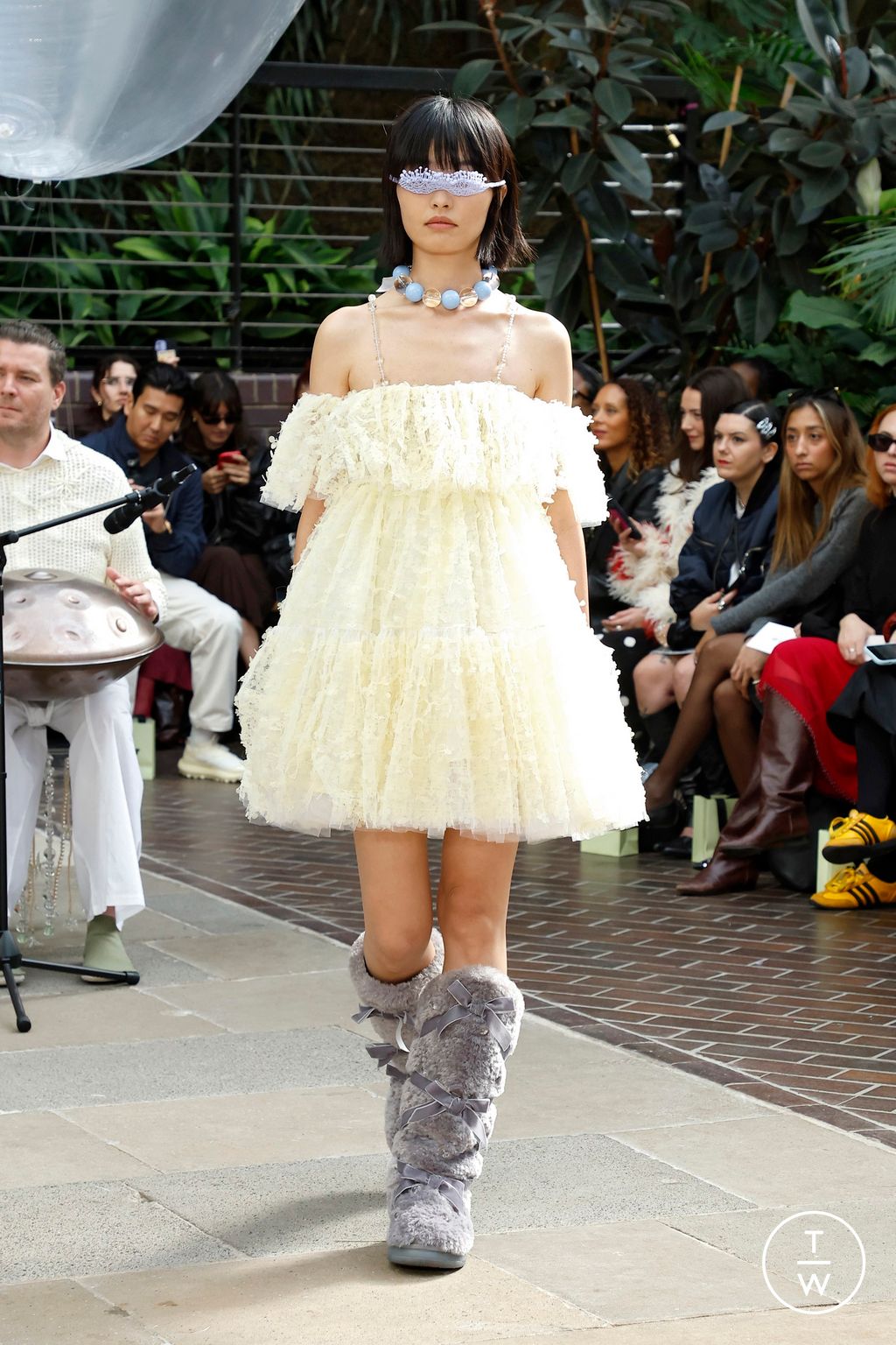 Fashion Week London Spring/Summer 2026 look 23 de la collection Susan Fang womenswear