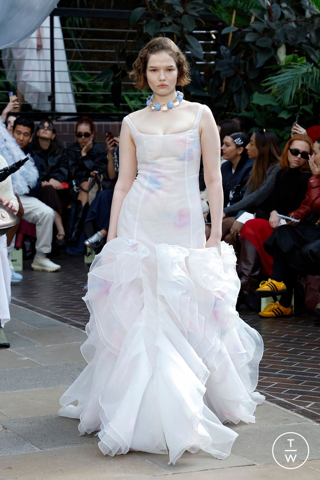 Fashion Week London Spring/Summer 2026 look 25 from the Susan Fang collection womenswear