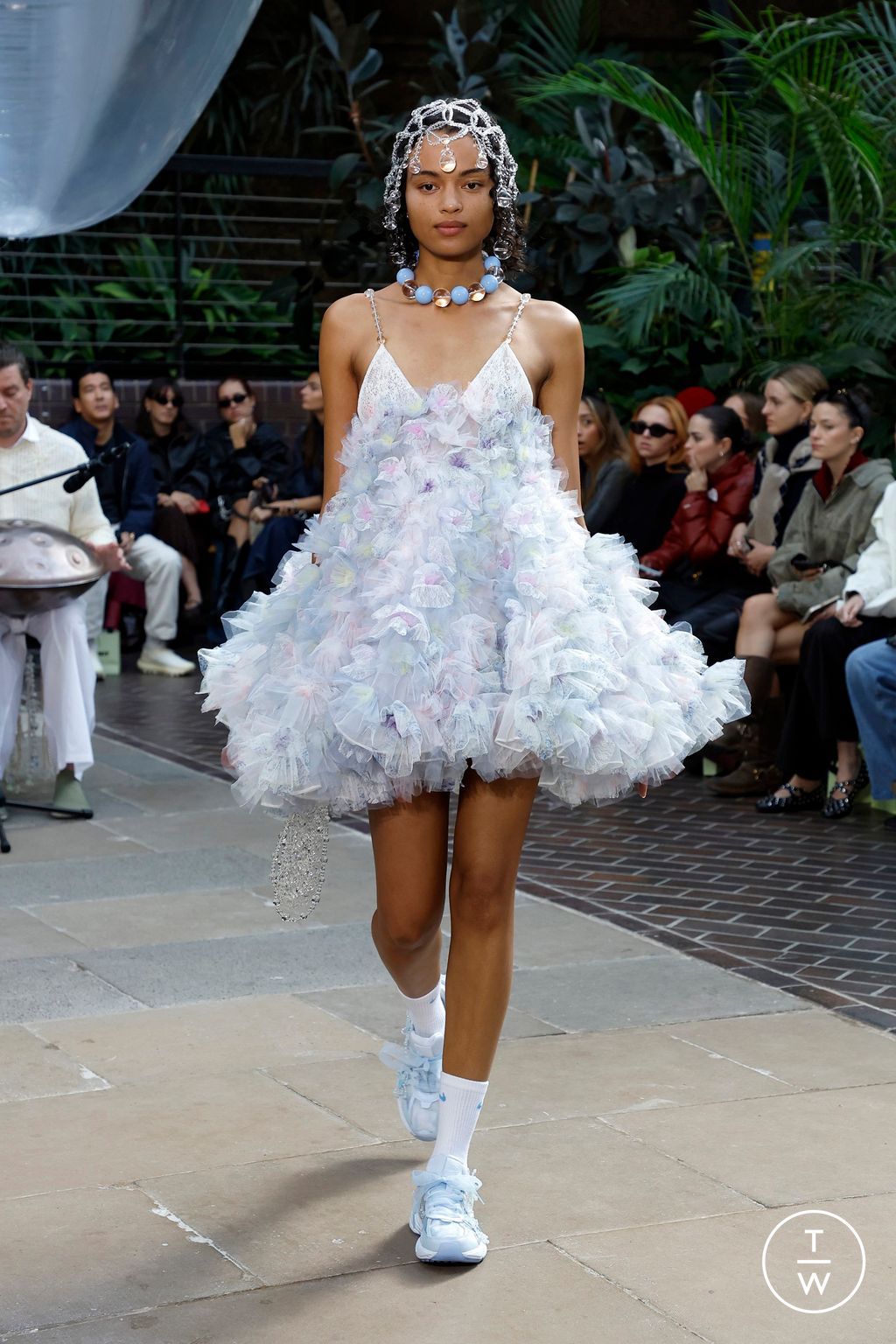 Fashion Week London Spring/Summer 2026 look 26 de la collection Susan Fang womenswear