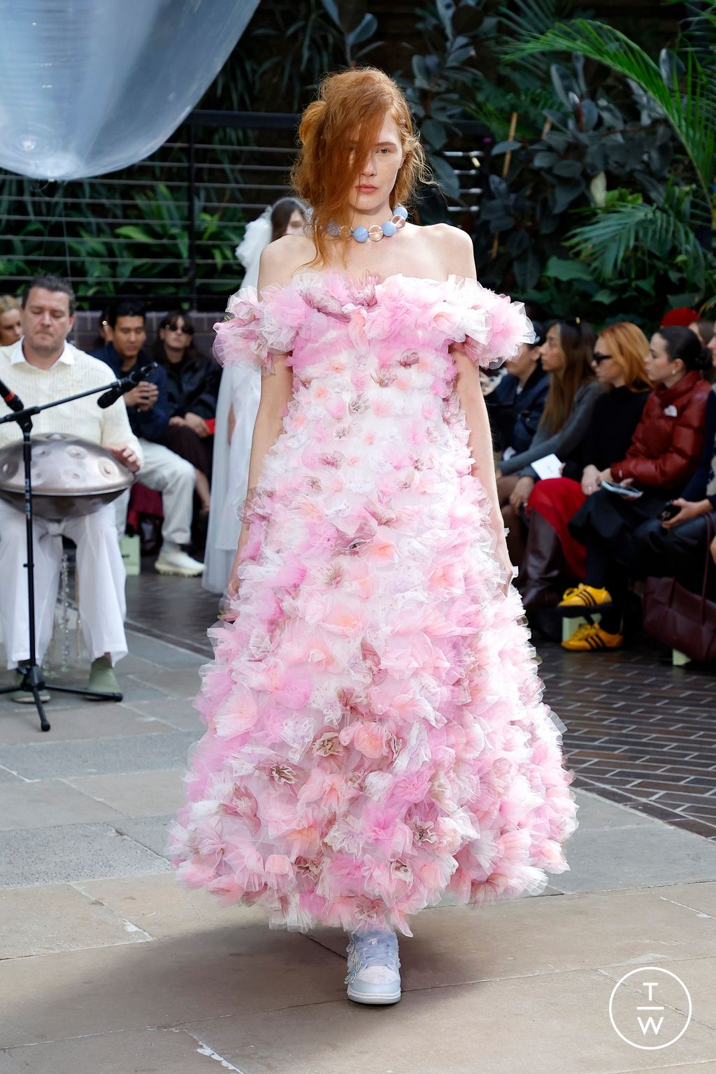 Fashion Week London Spring/Summer 2026 look 28 from the Susan Fang collection womenswear