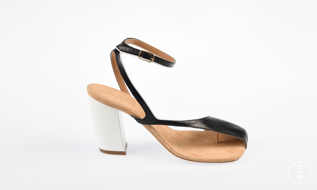 Fashion Week Paris Spring/Summer 2021 look 80 from the Dries Van Noten collection womenswear accessories