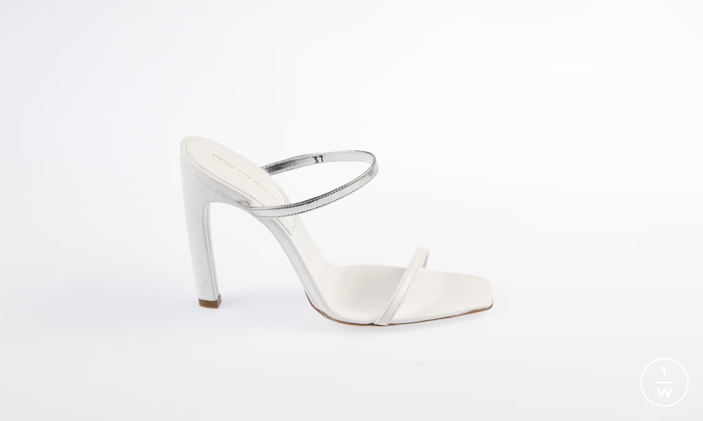 Fashion Week Paris Spring/Summer 2021 look 88 from the Dries Van Noten collection womenswear accessories