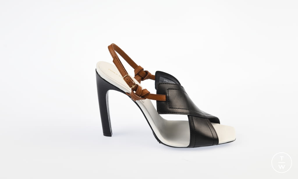 Fashion Week Paris Spring/Summer 2021 look 95 from the Dries Van Noten collection womenswear accessories