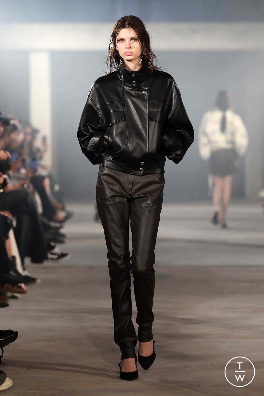 Fashion Week Paris Spring-Summer 2025 look 20 from the System Studios collection 男装