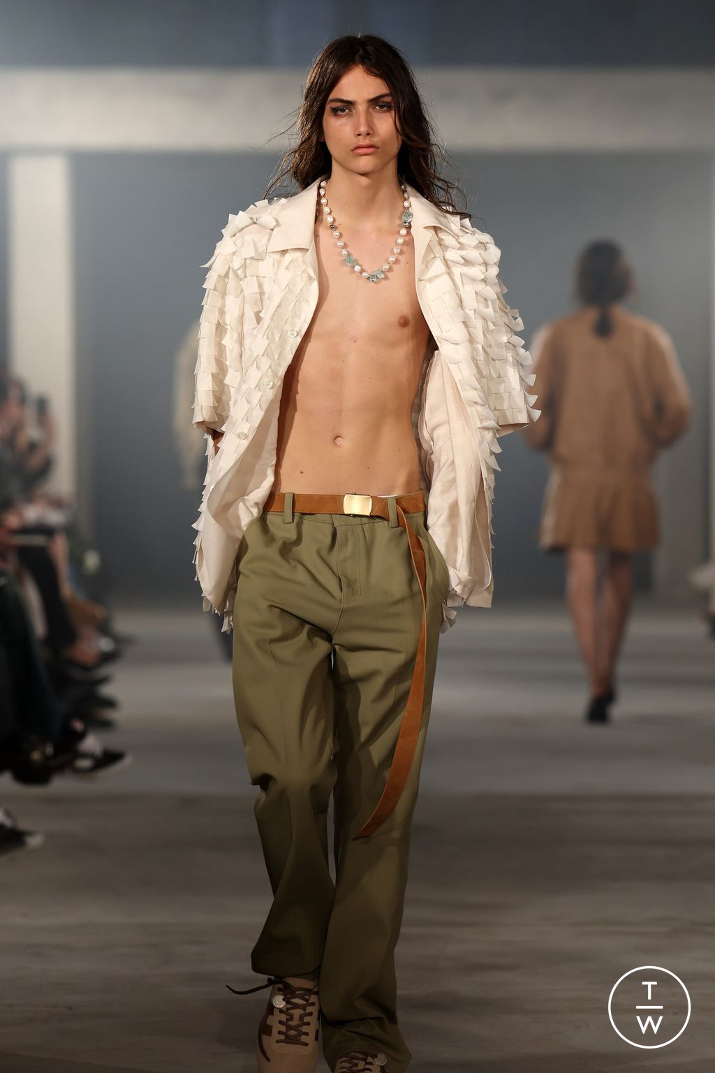 Fashion Week Paris Spring/Summer 2025 look 26 from the System collection menswear