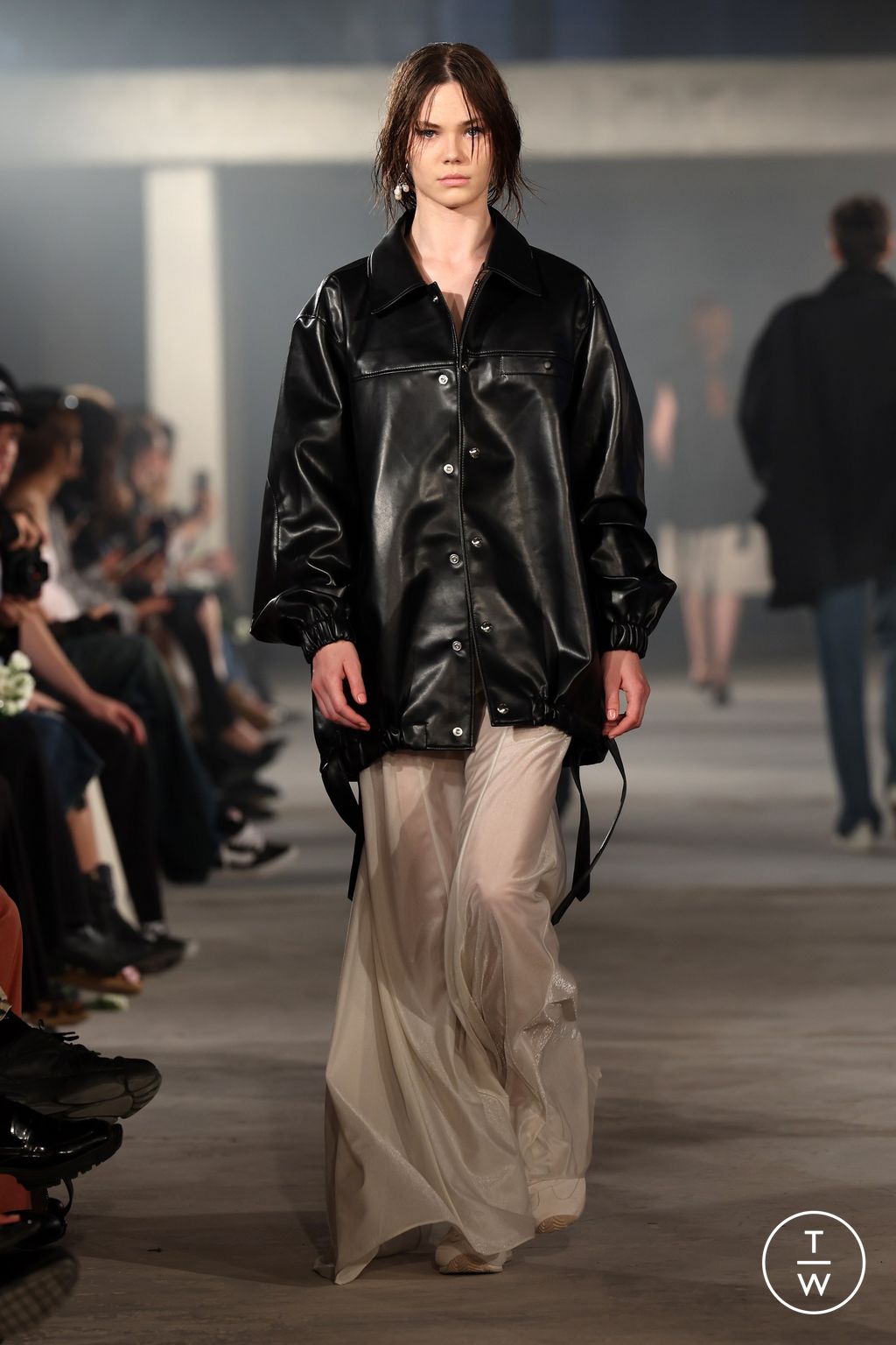 Fashion Week Paris Spring-Summer 2025 look 36 from the System Studios collection 男装