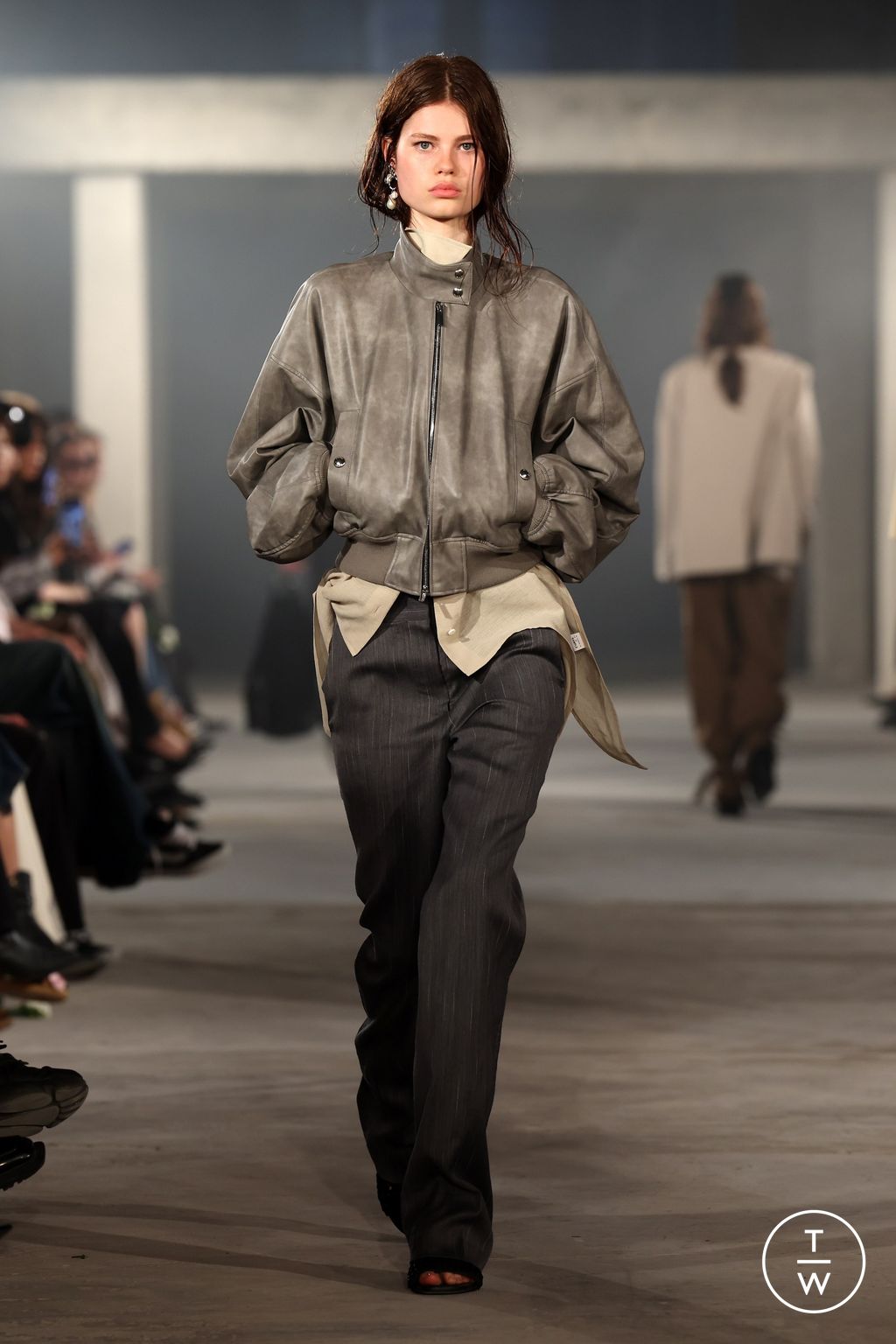 Fashion Week Paris Spring-Summer 2025 look 43 from the System Studios collection 男装