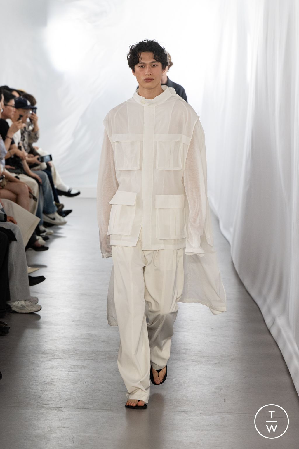 Fashion Week Paris Spring/Summer 2026 look 15 from the System collection menswear
