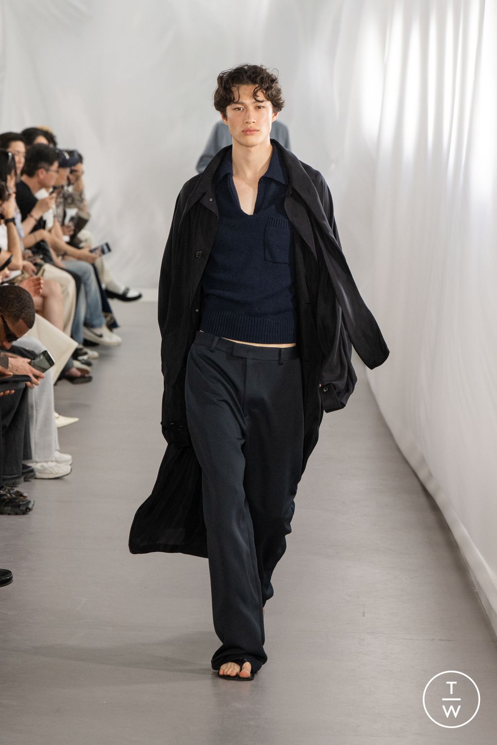 Fashion Week Paris Spring/Summer 2026 look 40 from the System collection menswear