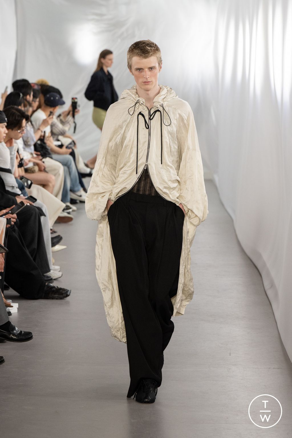 Fashion Week Paris Spring/Summer 2026 look 47 from the System collection menswear