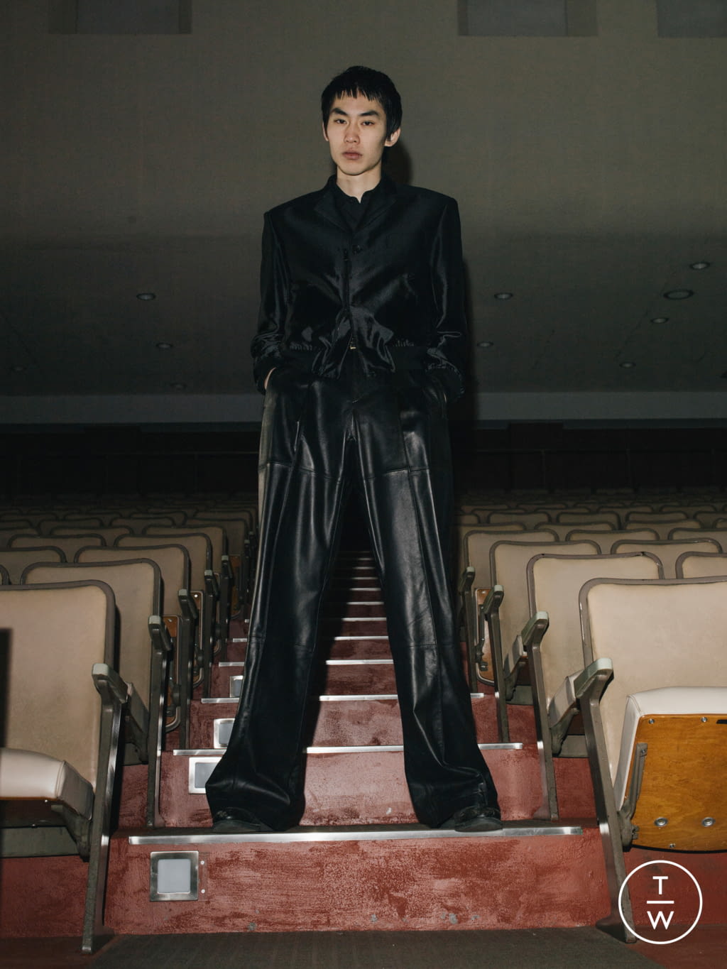 Fashion Week Paris Fall/Winter 2021 look 8 from the TAAKK collection menswear
