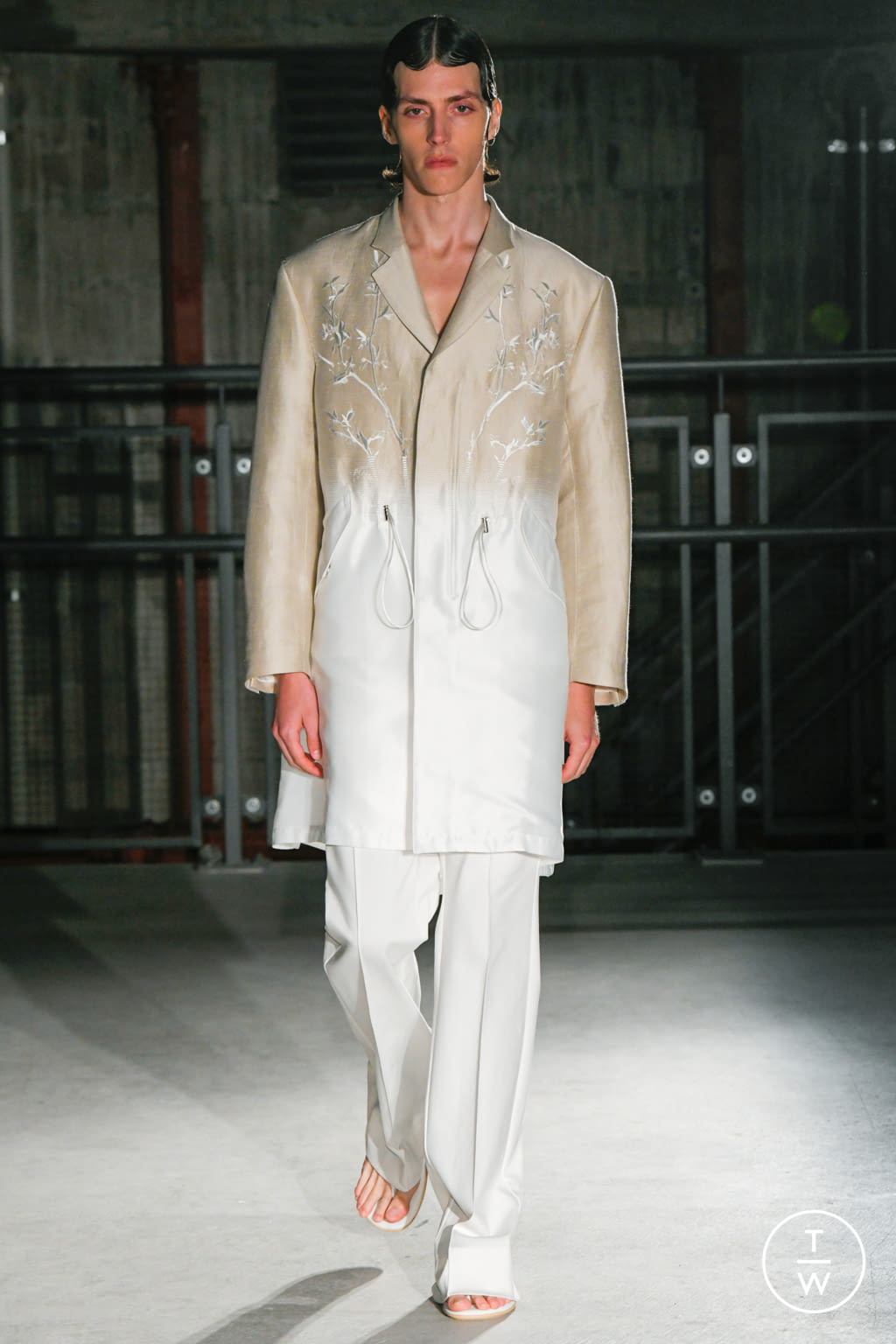 Fashion Week Paris Spring/Summer 2022 look 12 from the TAAKK collection menswear