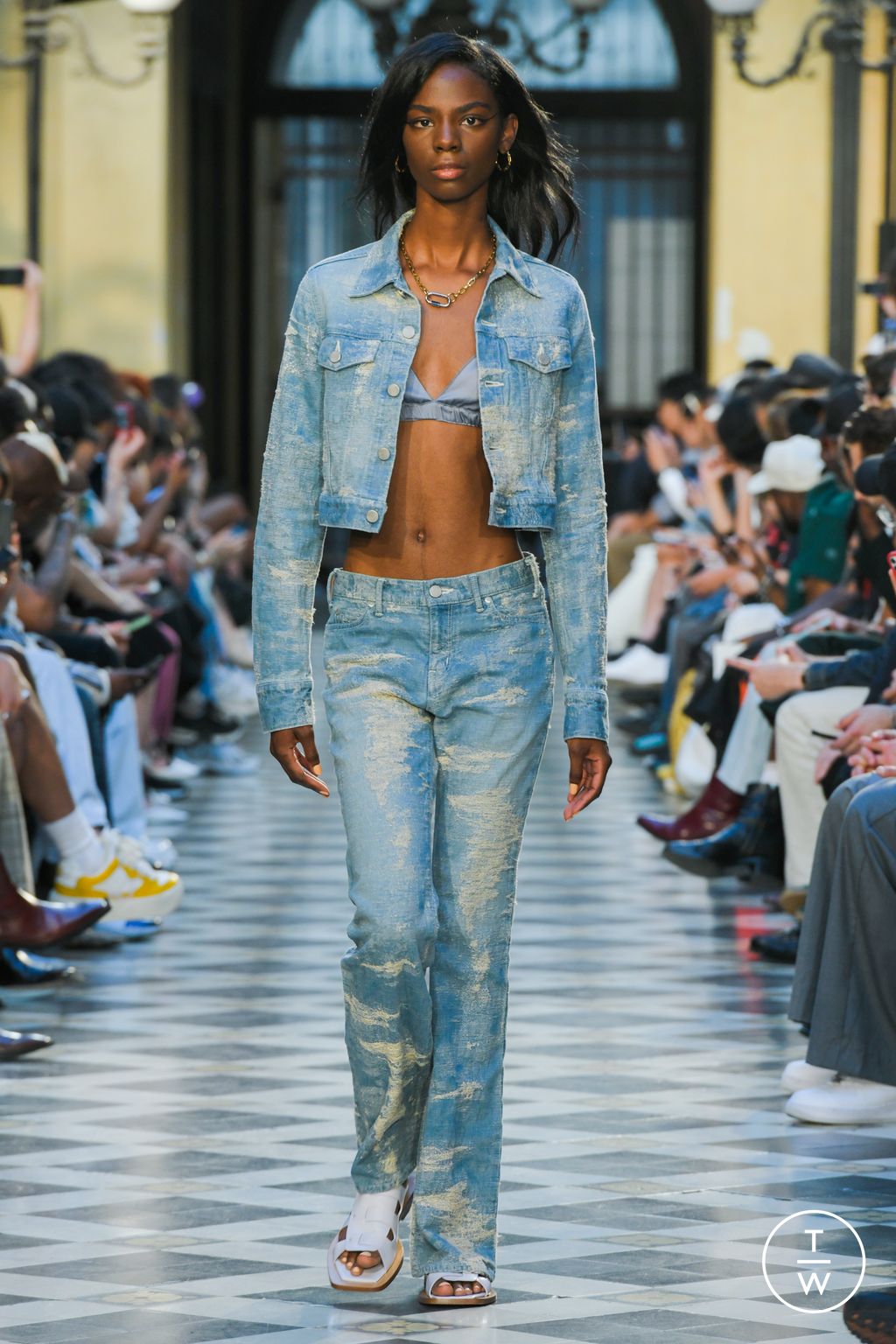 Fashion Week Paris Spring/Summer 2023 look 8 de la collection TAAKK menswear