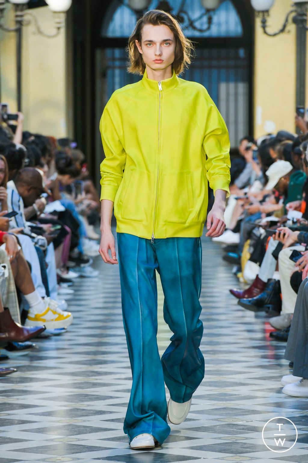 Fashion Week Paris Spring/Summer 2023 look 17 from the TAAKK collection menswear