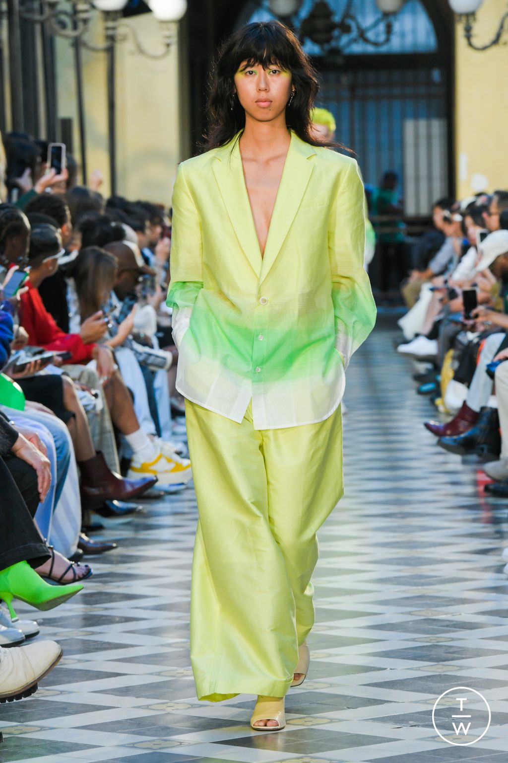 Fashion Week Paris Spring/Summer 2023 look 18 de la collection TAAKK menswear