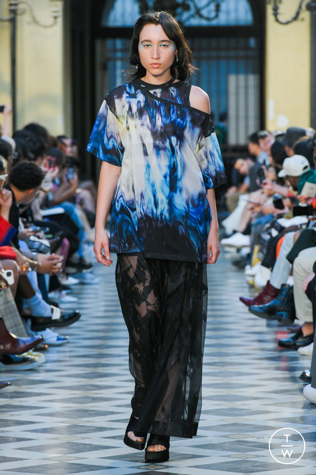 Fashion Week Paris Spring/Summer 2023 look 36 from the TAAKK collection 男装