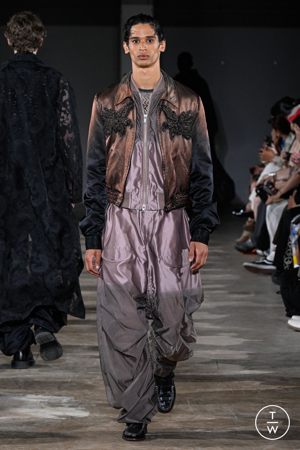 Fashion Week Paris Spring/Summer 2026 look 19 from the TAAKK collection menswear