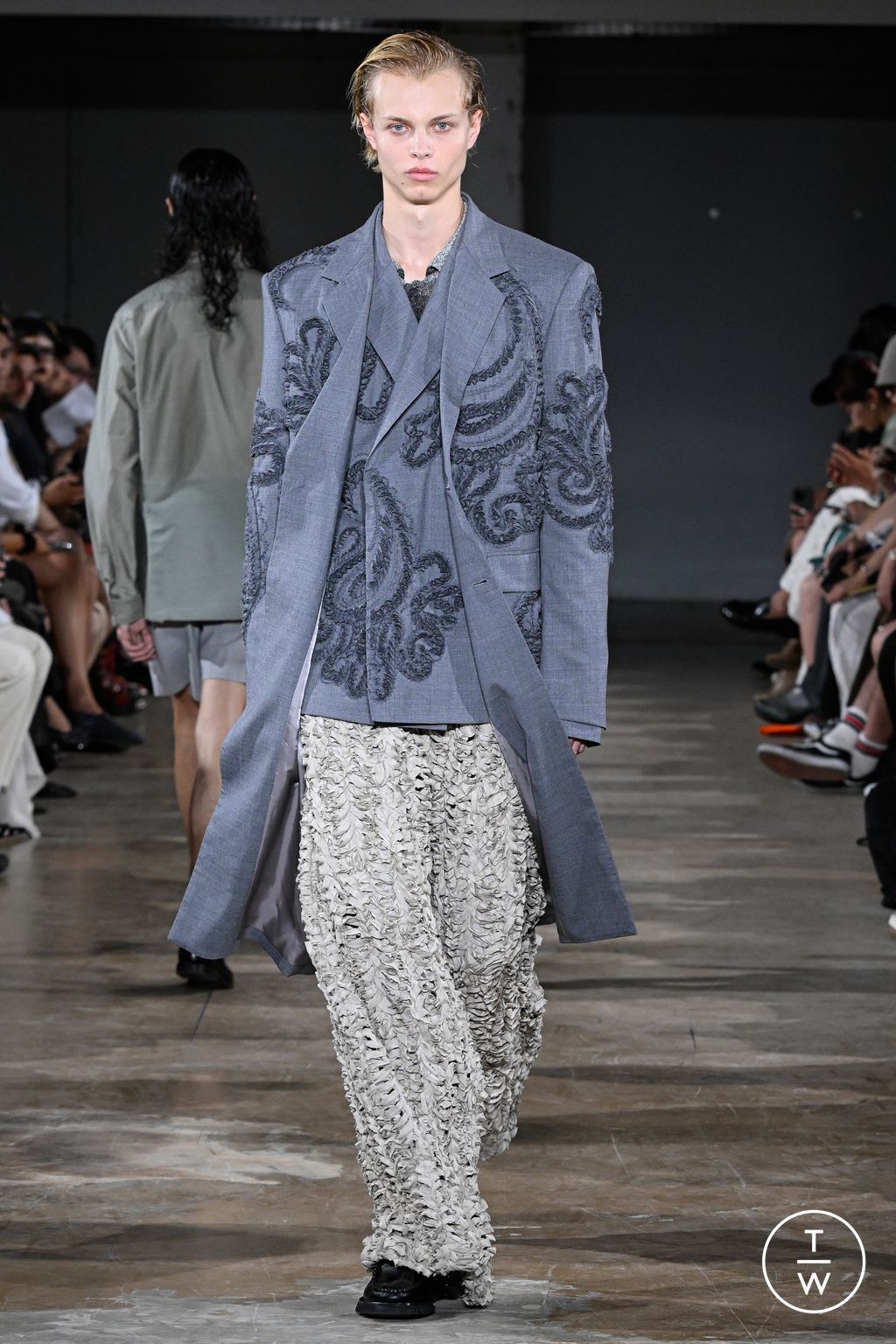 Fashion Week Paris Spring/Summer 2026 look 29 from the TAAKK collection menswear