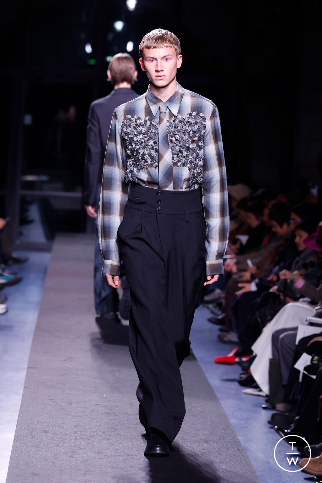 Fashion Week Paris Fall/Winter 2025 look 15 from the TAAKK collection menswear