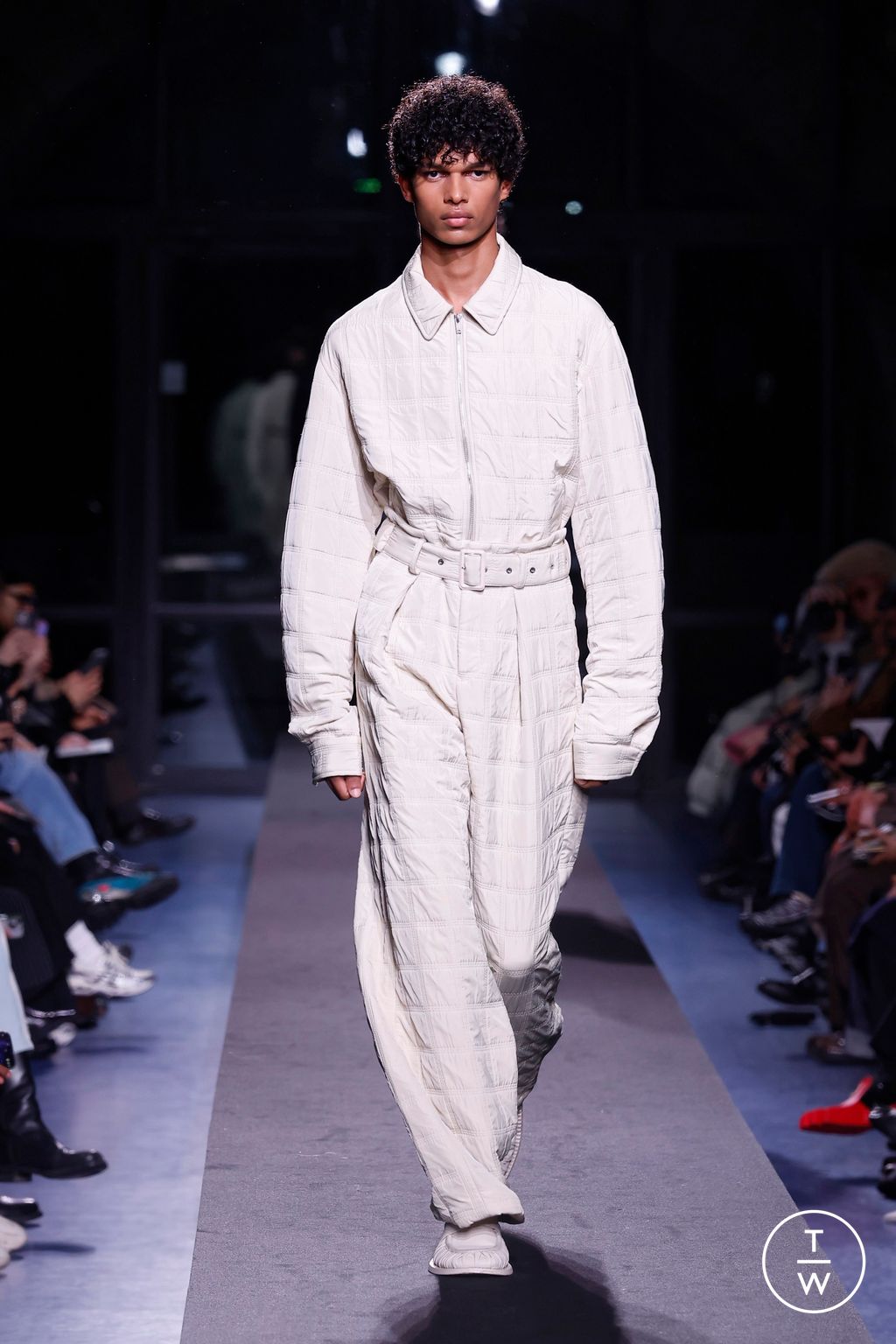 Fashion Week Paris Fall/Winter 2025 look 20 from the TAAKK collection menswear