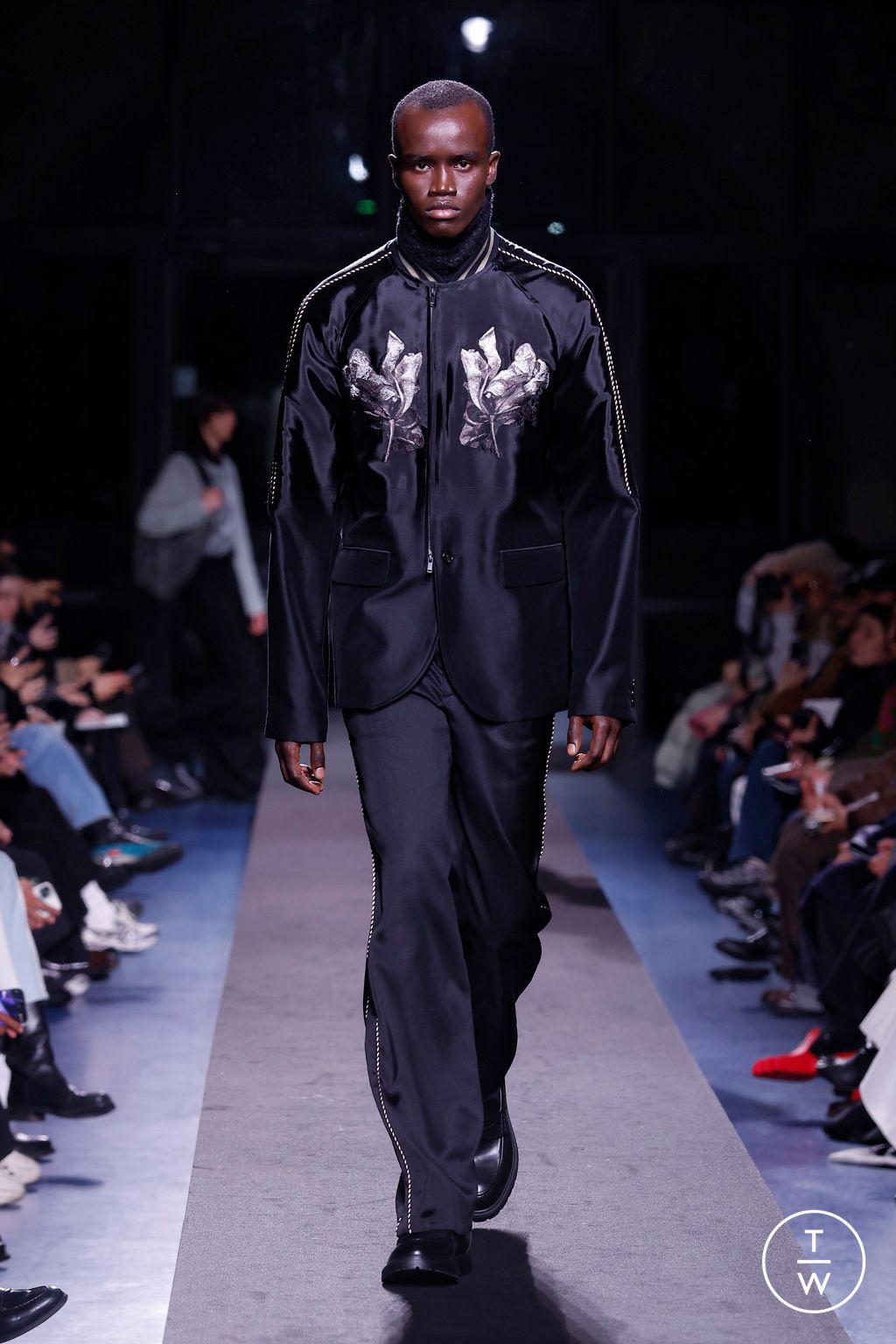 Fashion Week Paris Fall/Winter 2025 look 21 from the TAAKK collection menswear