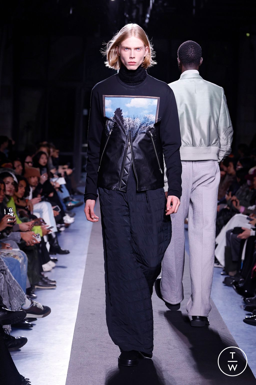 Fashion Week Paris Fall/Winter 2025 look 27 de la collection TAAKK menswear