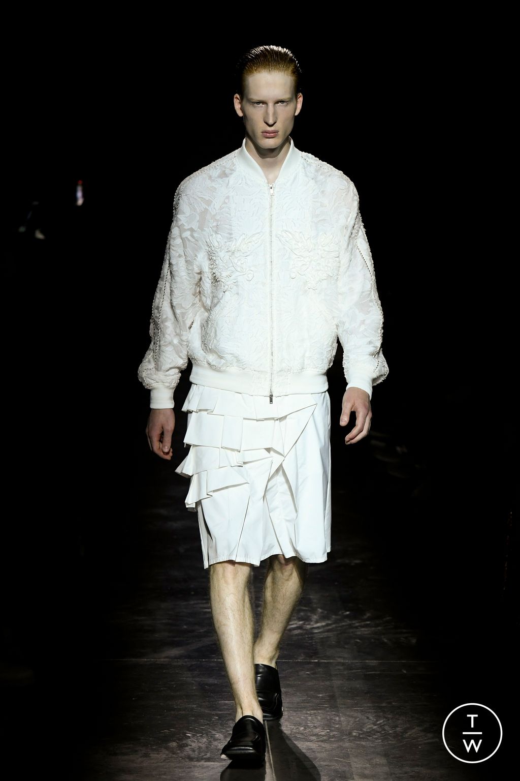 Fashion Week Paris Spring/Summer 2024 look 9 from the TAAKK collection menswear