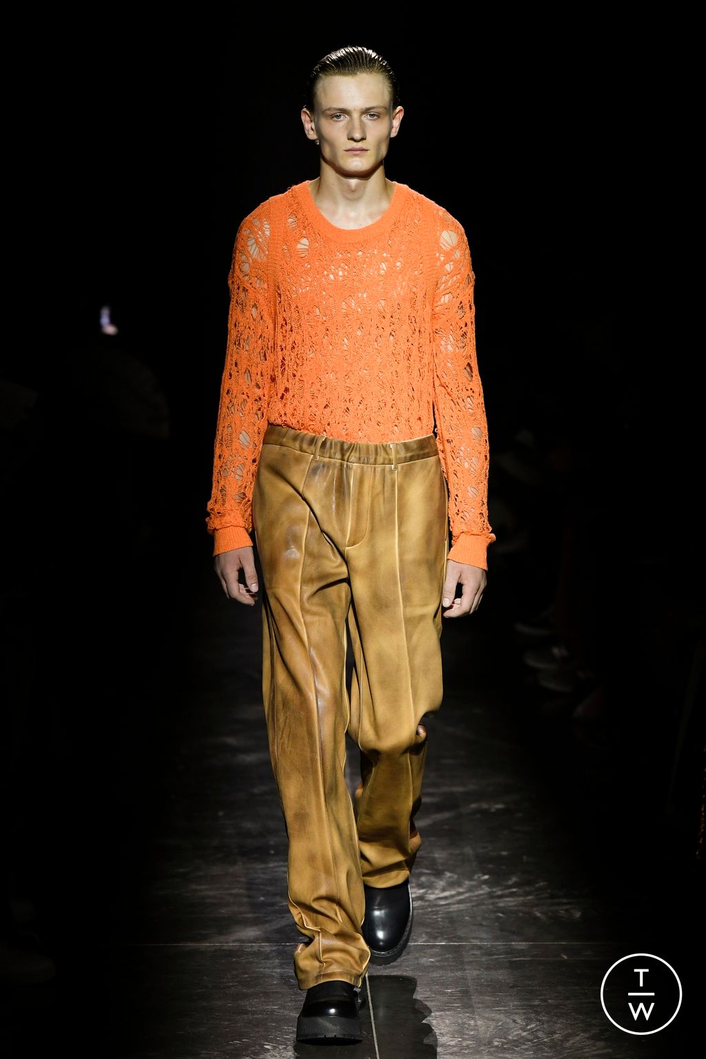 Fashion Week Paris Spring/Summer 2024 look 17 from the TAAKK collection 男装