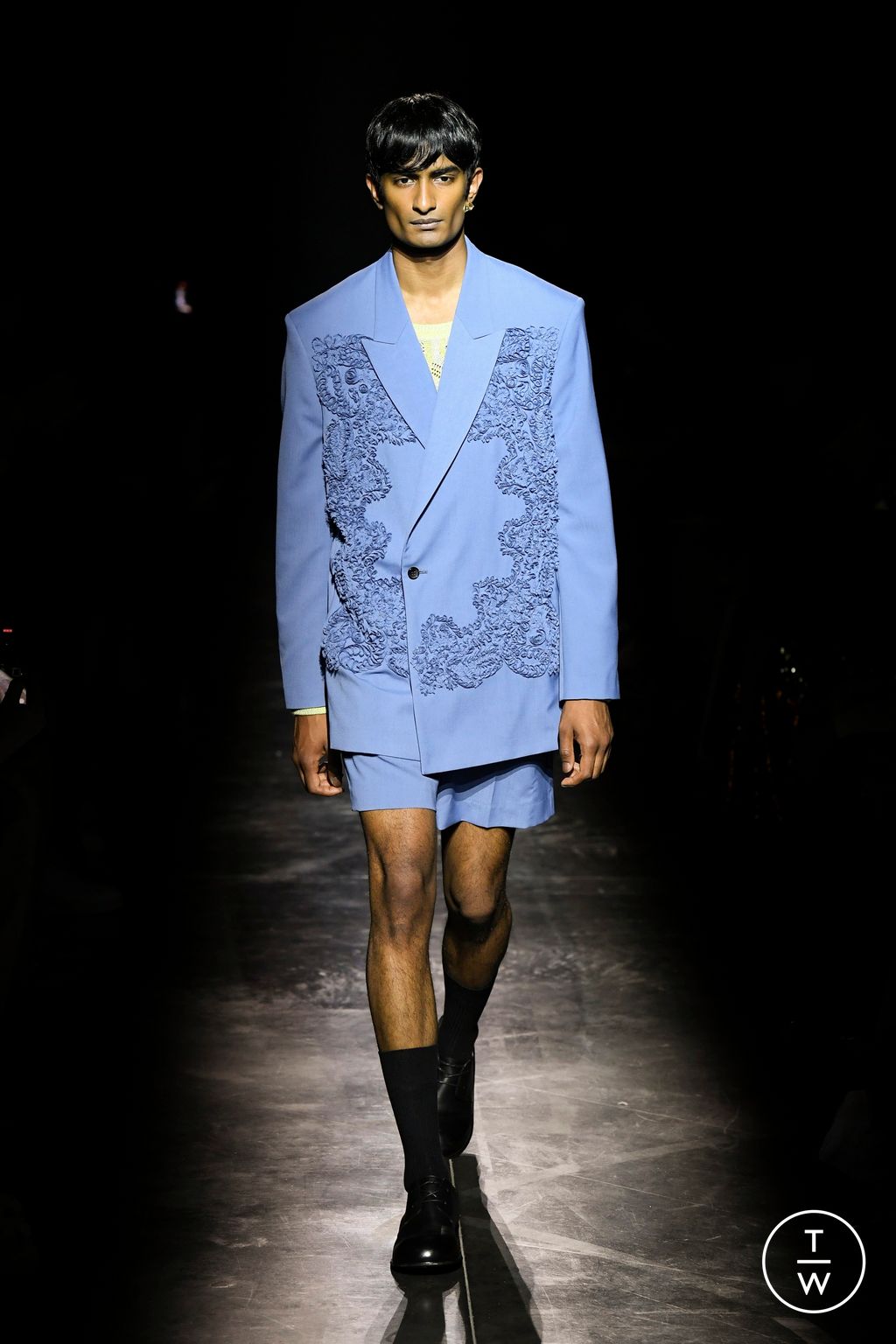 Fashion Week Paris Spring/Summer 2024 look 20 from the TAAKK collection 男装